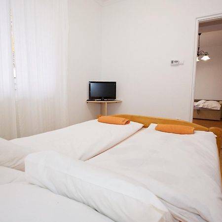 Zoli Apartmanok-Anita Koelcsey 34-36 Hajdúszoboszló Εξωτερικό φωτογραφία
